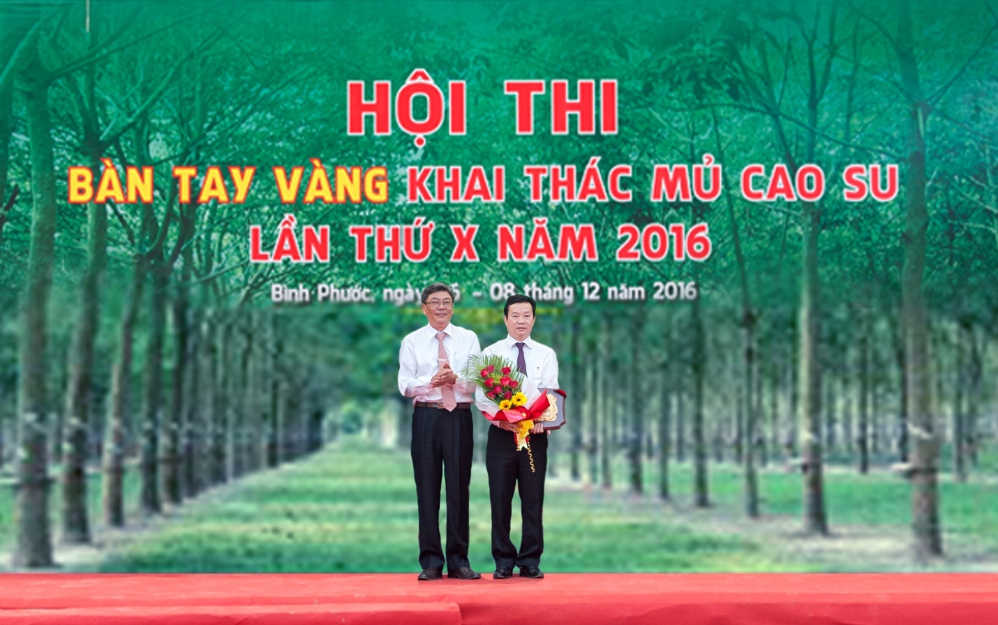 Tổng công ty Sông Gianh - Nhà tài trợ vàng Hội thi bàn tay vàng khai thác mủ Tập đoàn công nghiệp cao su Việt Nam